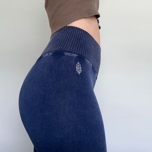 Free people movement leggings